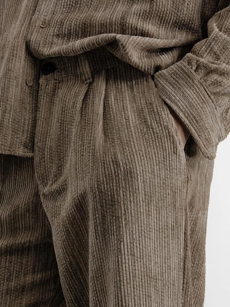 Giesto Beaver Brown GIESTO Mid Waist Pleated Straight Leg Pants for Men | Best Price UAE